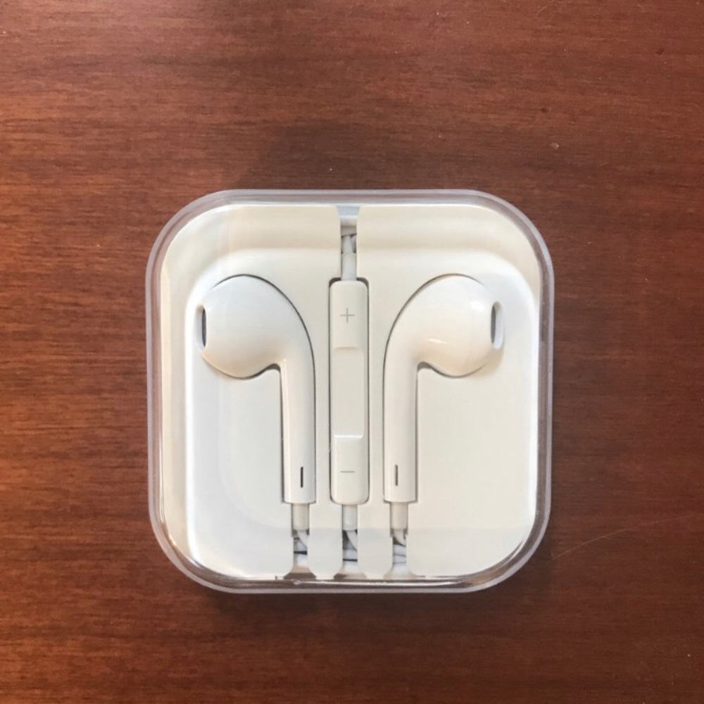 Apple Earbuds/Headphones/EarPods